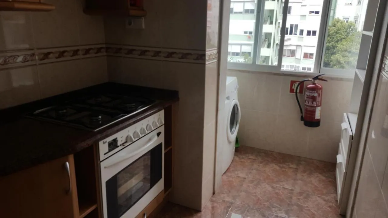 Daire Almirante 48 Two Bedroom Lisboa Portekiz